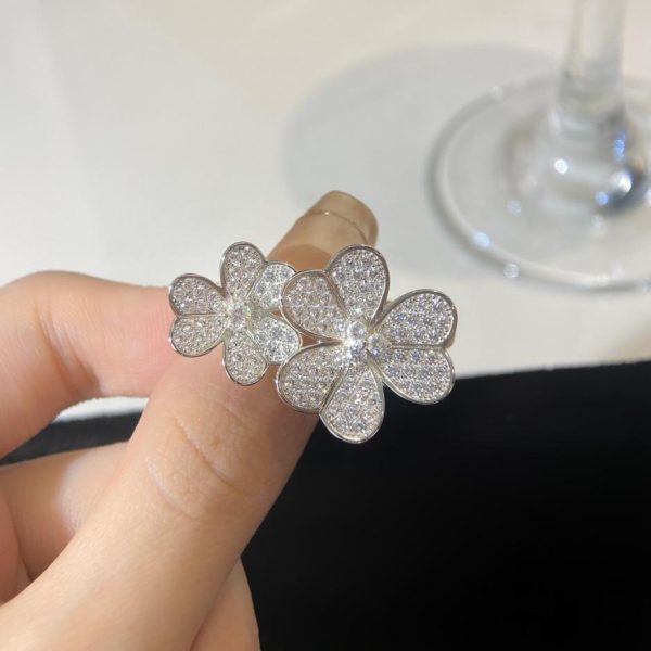 【頂級版】Van Cleef & Arpels Deux Papillons系列蝴蝶戒指 LV官方網,LV官網,LV官網包包,LV官網台灣,LV官網長夾,LV官網皮夾,LV包包