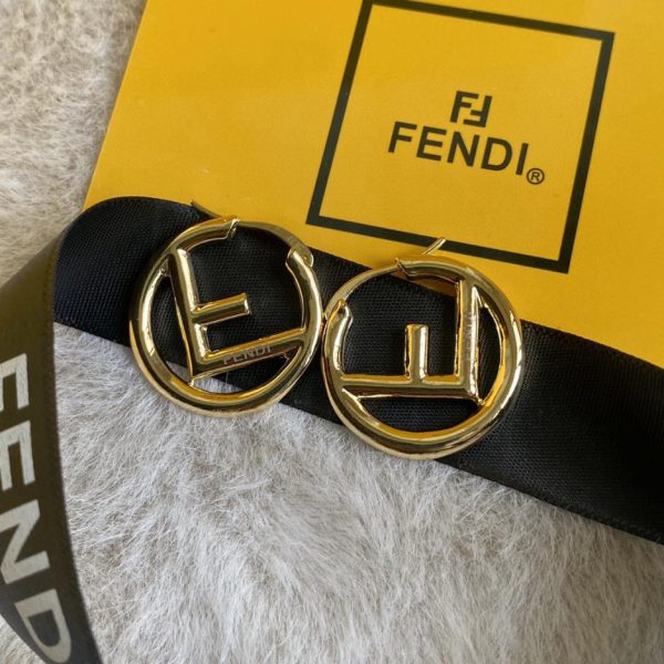 Fendi logo字母耳釘 LV官方網,LV官網,LV官網包包,LV官網台灣,LV官網長夾,LV官網皮夾,LV包包