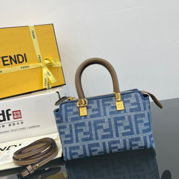 Fendi By The Way Boston迷你包 LV官方網,LV官網,LV官網包包,LV官網台灣,LV官網長夾,LV官網皮夾,LV包包