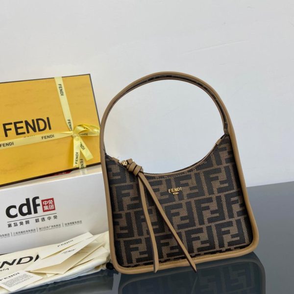 Fendi Fende ssence迷你hobo包 LV官方網,LV官網,LV官網包包,LV官網台灣,LV官網長夾,LV官網皮夾,LV包包