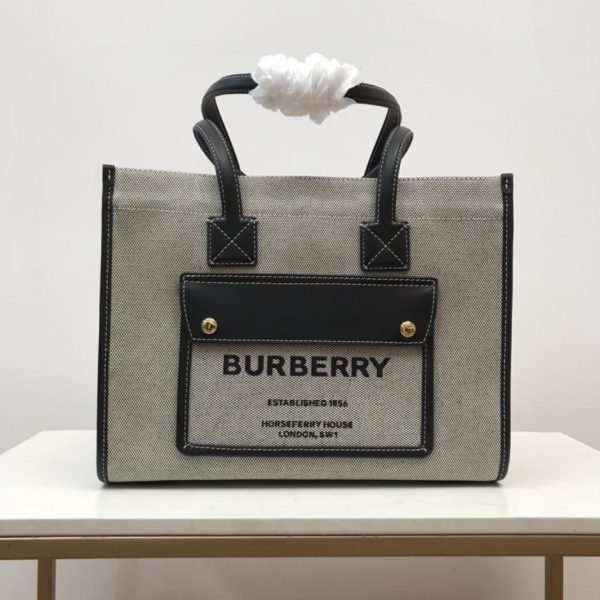 【Burberry頂級原單】小號雙色帆布托特包 LV官方網,LV官網,LV官網包包,LV官網台灣,LV官網長夾,LV官網皮夾,LV包包