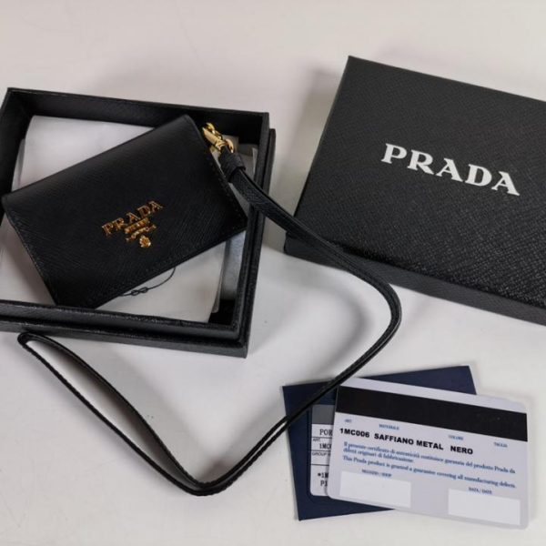 Prada→掛脖款皮革證件夾 LV官方網,LV官網,LV官網包包,LV官網台灣,LV官網長夾,LV官網皮夾,LV包包