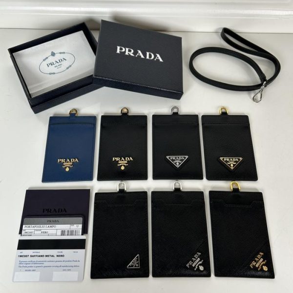 Prada→掛脖款皮革證件夾 LV官方網,LV官網,LV官網包包,LV官網台灣,LV官網長夾,LV官網皮夾,LV包包