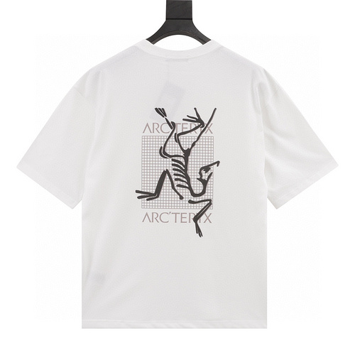 Arcteryx新款黃標印花圓領T-shirt(0AC3) LV官方網,LV官網,LV官網包包,LV官網台灣,LV官網長夾,LV官網皮夾,LV包包