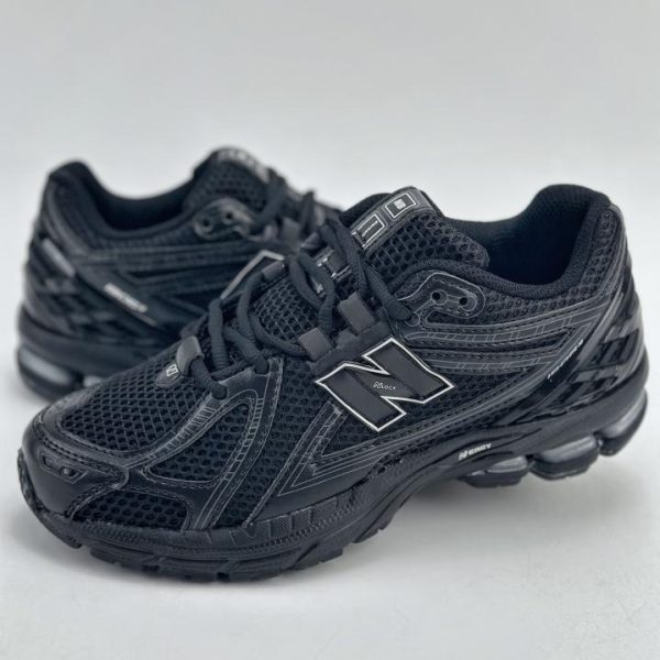 New Balance M1906系列復古單品寶藏老爹鞋款 LV官方網,LV官網,LV官網包包,LV官網台灣,LV官網長夾,LV官網皮夾,LV包包